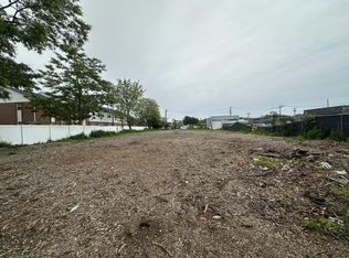 5675 Merrick Rd, Massapequa, NY 11758