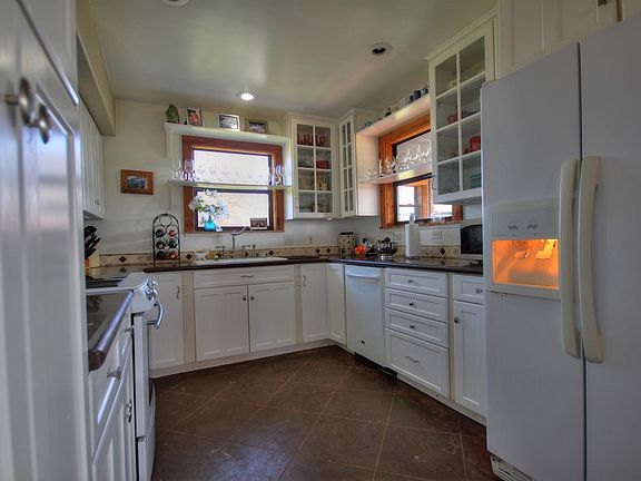 5th image of 1604 Eldorado Dr