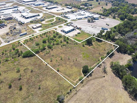 2nd image of 3766 Endeavor Loop