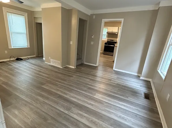 3 Utica Pl, Rochester, NY 14608