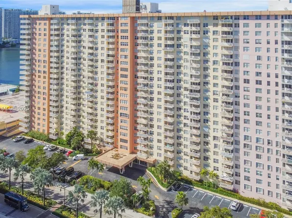 251 174th St APT 2307, Sunny Isles Beach, FL 33160