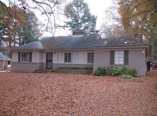 4947 Barfield Rd, Memphis, TN 38117