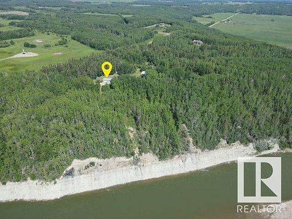 3rd image of 50001 Range Road 70