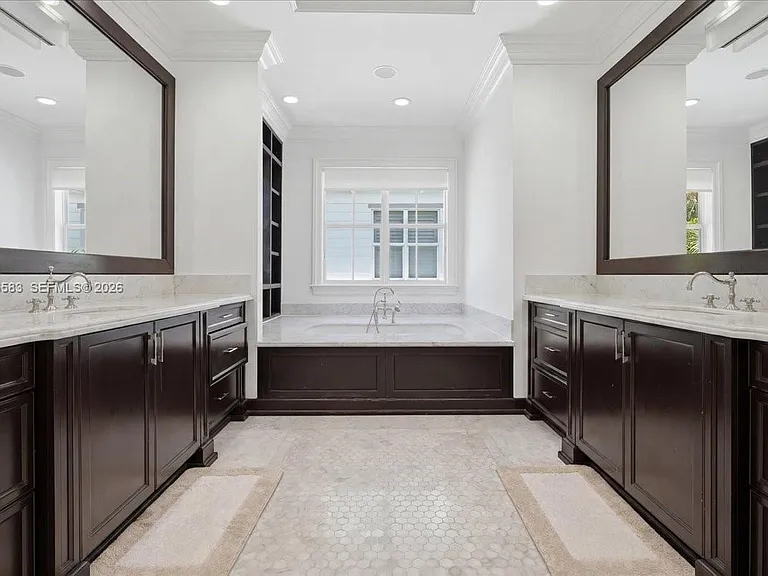 4734 Sunset Dr — Photo 9