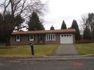 10 Manchester Blvd, Owego, NY 13827