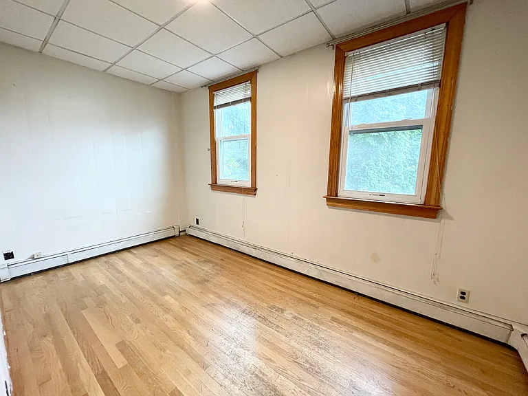5 Oswald St #2L — Photo 7