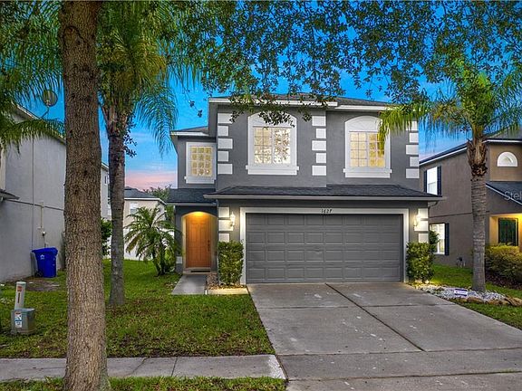 3rd image of 1627 Portcastle Cir