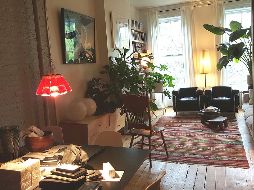 1st image of 431 W 48th St APT 3E
