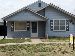 473 9th St, Phillipsburg, KS 67661