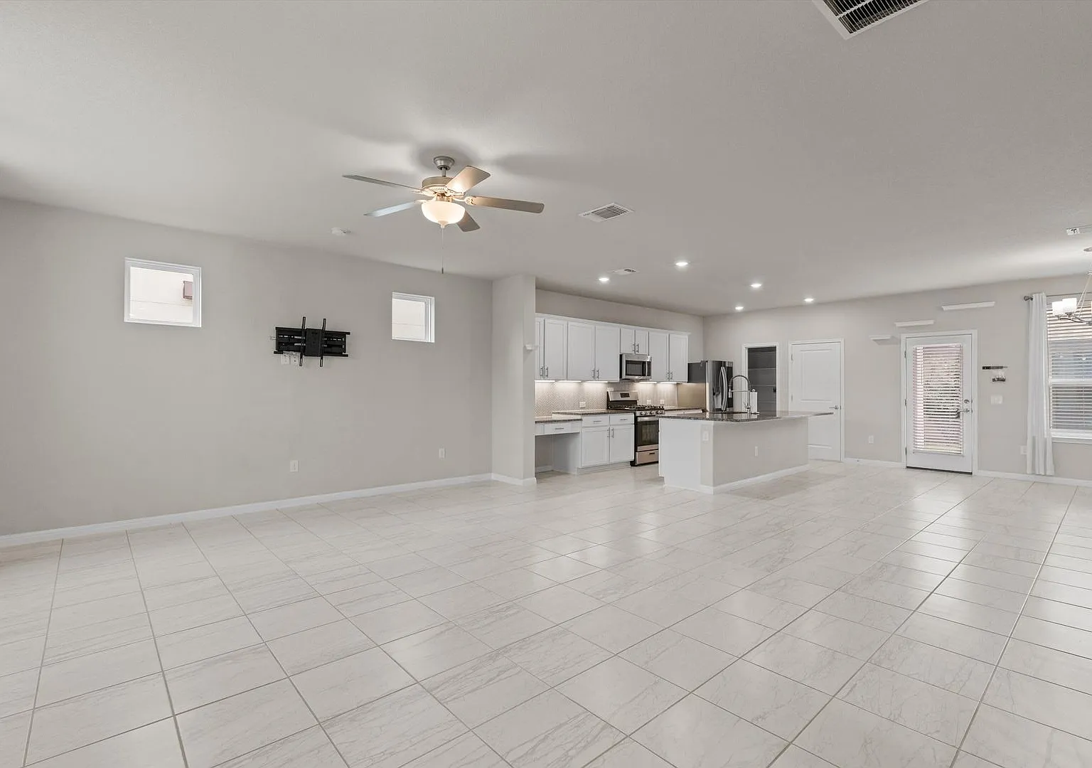 Wonderful 3-Bedroom Home in South Austin for Rent — Photo 4