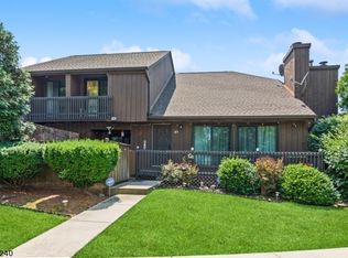 171 Kingsberry Dr, Somerset, NJ 08873