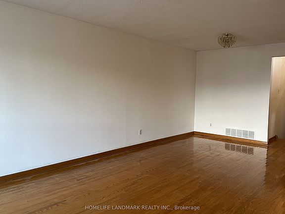 5th image of 31 Pawnee Ave