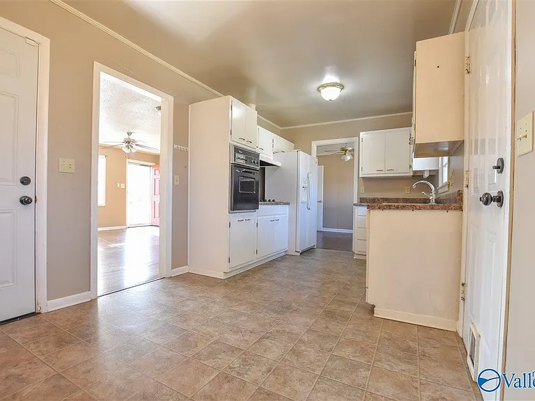 3606 Crestmore Ave NW — Photo 9