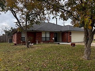 1st image of 4014 Stony Creek Ln