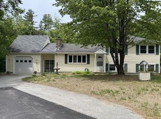 28 Westwood Drive, Henniker, NH 03242