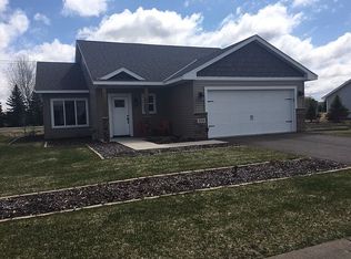 370 Ladd Ln, Osceola, WI 54020