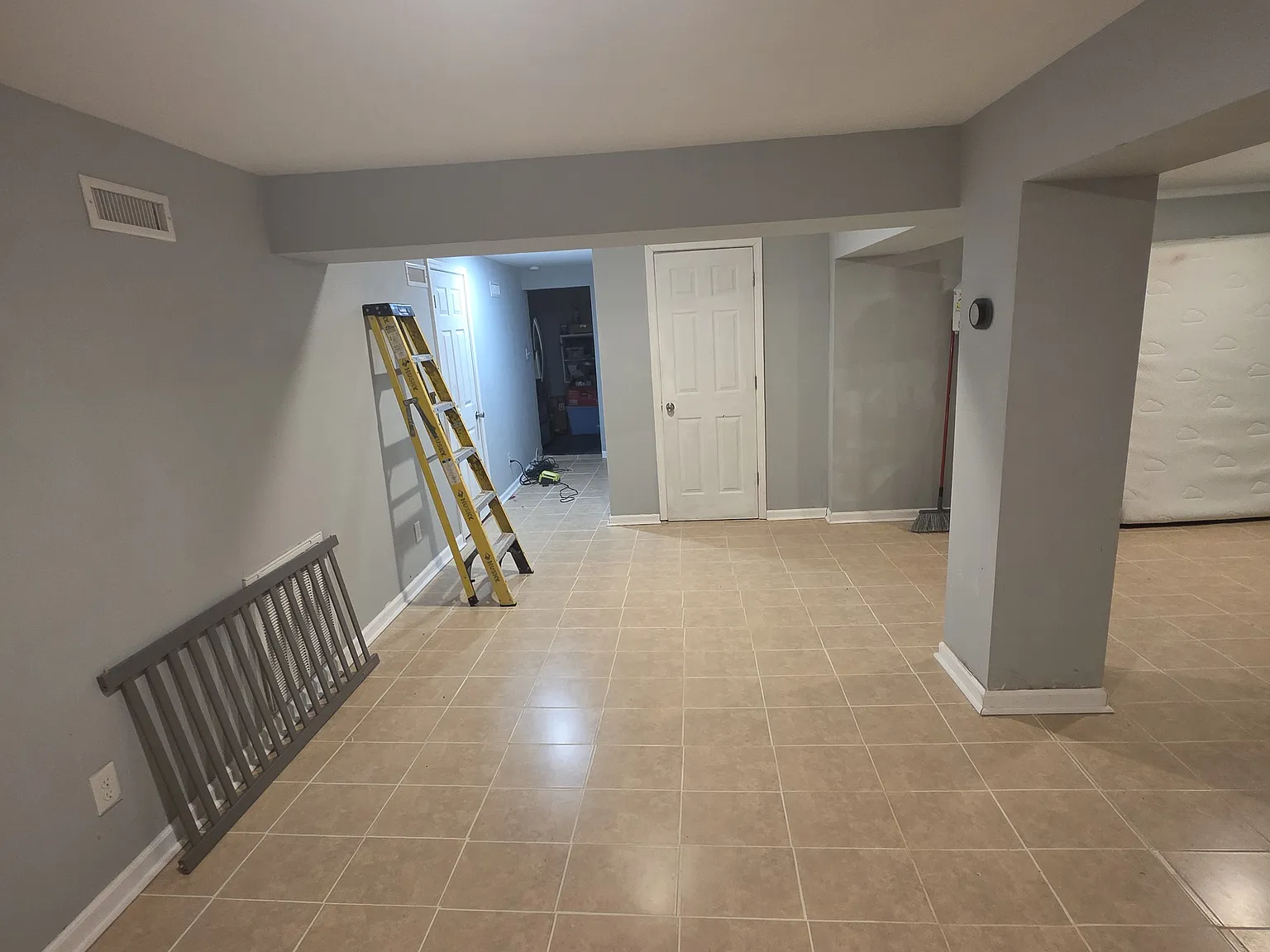 546 Hopkins Rd — Photo 3