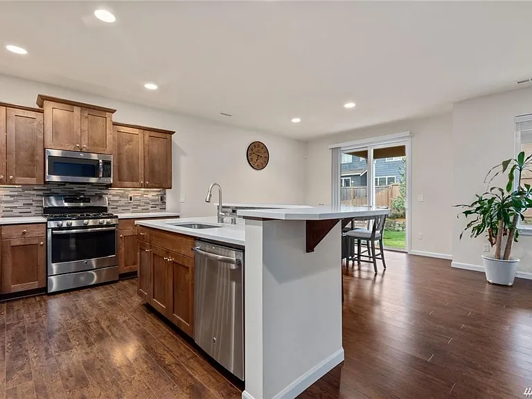 17826 SE 189th St — Photo 3