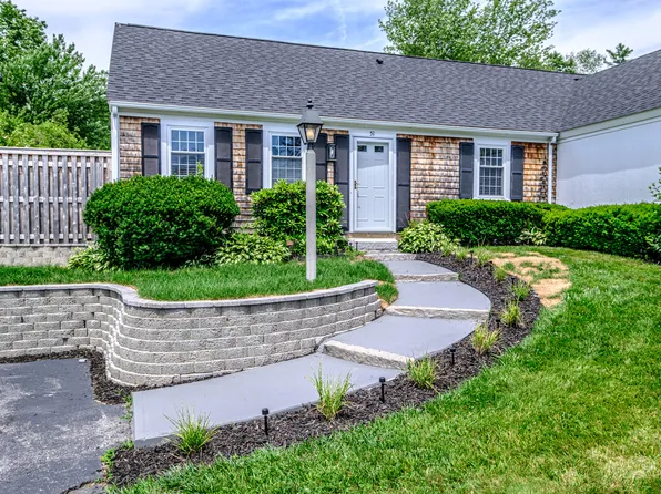 51 Colonial Village #51, Falmouth, ME 04105
