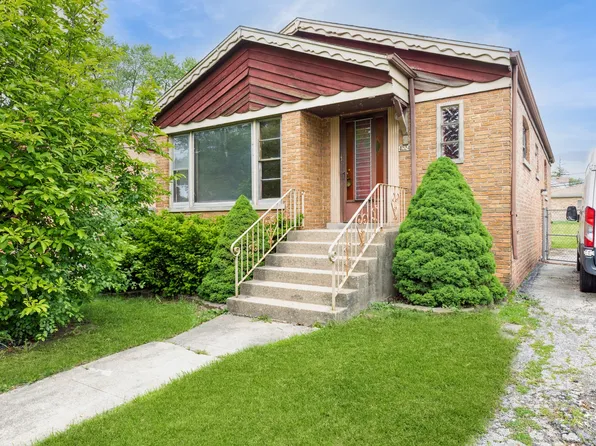 4224 W 109th St, Oak Lawn, IL 60453