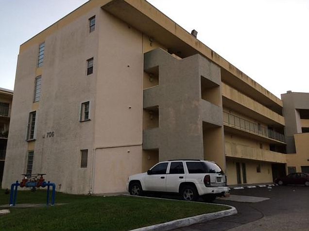 1st image of 706 NW 87th Ave APT 201