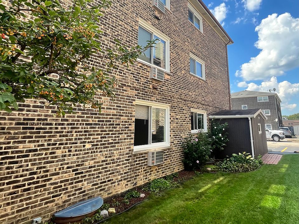 2nd image of 11240 Moraine Dr #2S