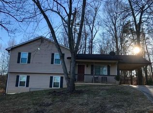 4192 Warren Rd, Flowery Branch, GA 30542