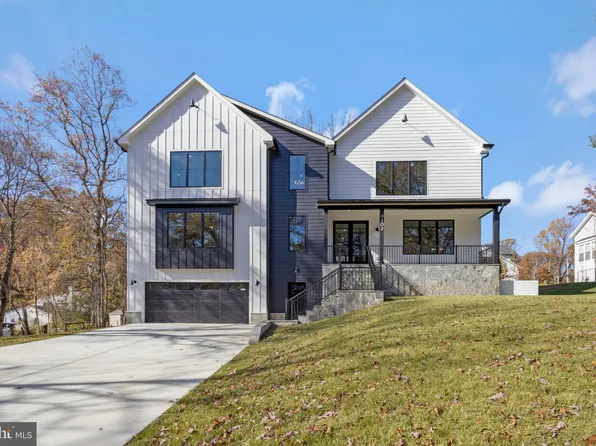 4102 Wakefield Dr, Annandale, VA 22003