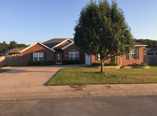 547 W Powerline Pl, Fayetteville, AR 72701