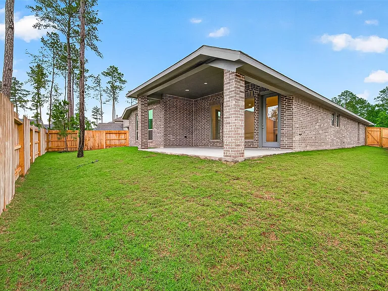 29731 Brushy Gables Dr — Photo 44