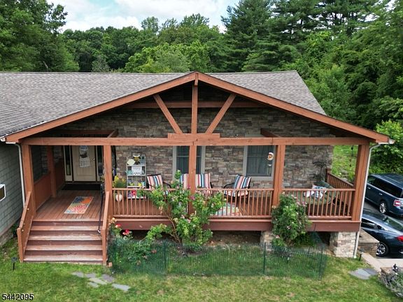 5th image of 4 Northbrae Dr