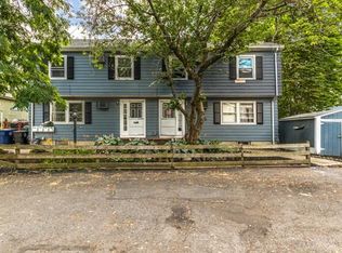 394 Essex St APT 1, Salem, MA 01970