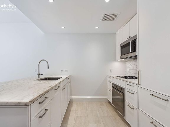 4th image of 245 W 14th St APT 3A