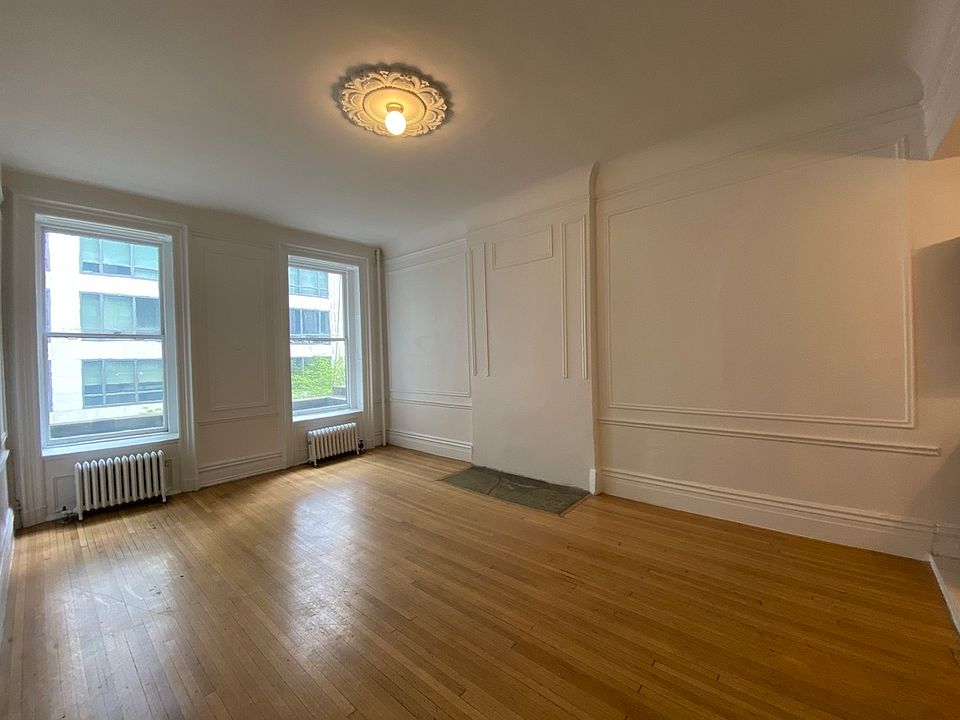 1st image of 40 W 56th St APT 3F
