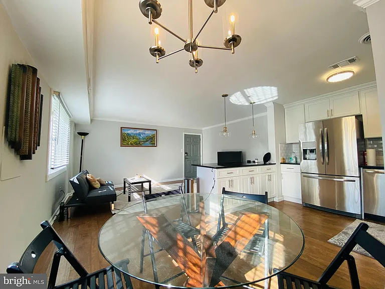 1221 N Quinn St #1 — Photo 19