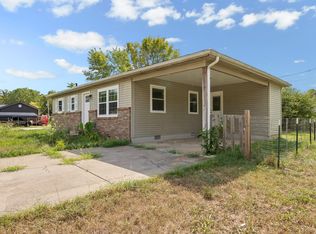 206 Murphree Ave, Waverly, TN 37185