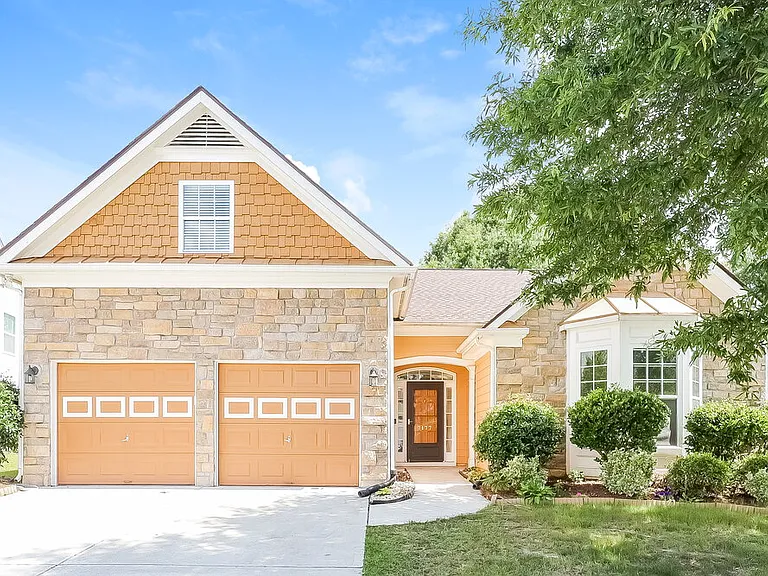 7177 Boulder Pass — Photo 1