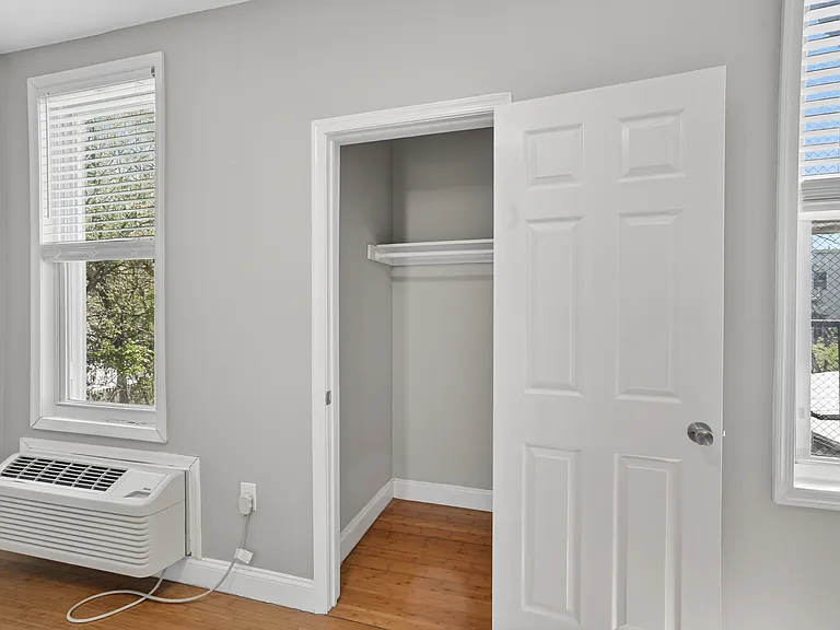 150 Van Horne St #2 — Photo 24