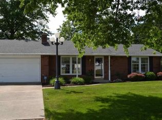 9411 Roberts Rd, Woodburn, IN 46797