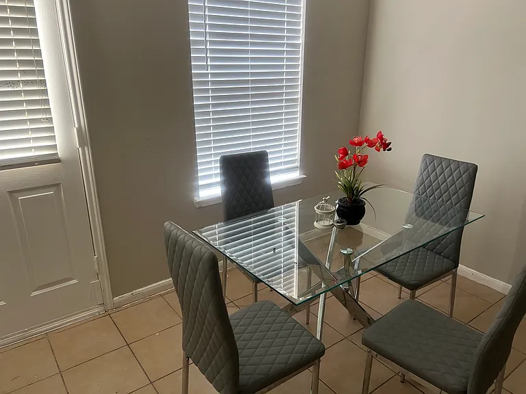 3614 Windmill Village Dr #1 — Photo 2