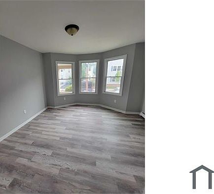 3rd image of 303 S 11th St Floor 1