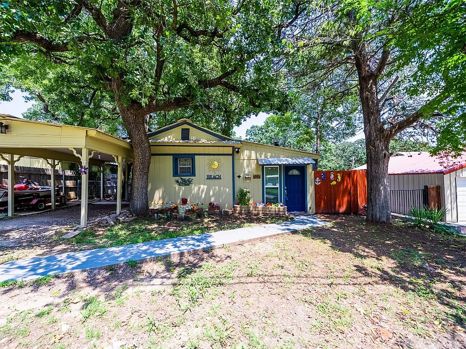1st image of 1612 Hillcrest Cir