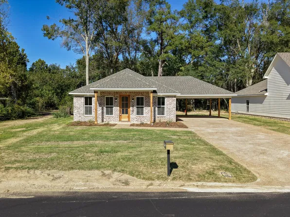 1309 Jones St, Water Valley, MS 38965