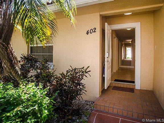 5th image of 402 SE 5th St #Z