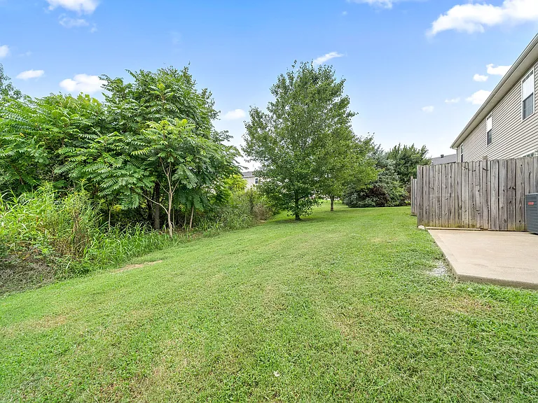 524 Patriot Park Ct — Photo 21