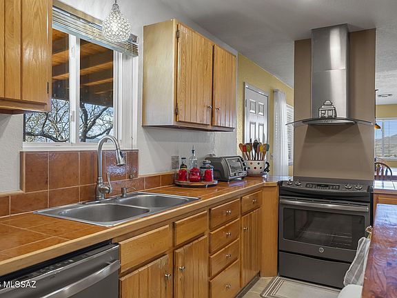 3rd image of 293 Calle Cappela