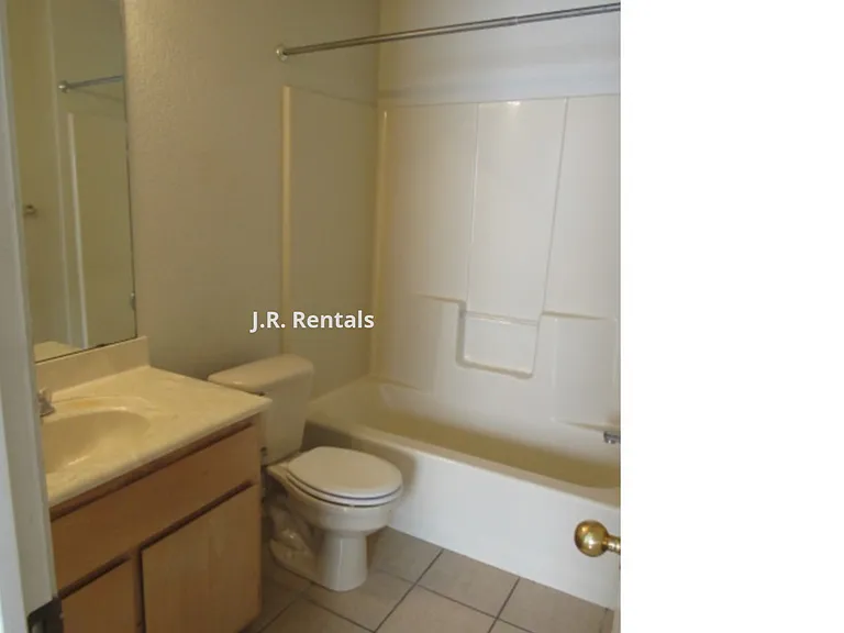 2808 Edgefield St #A — Photo 9