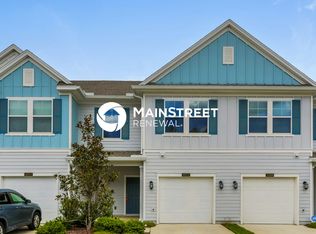 10311 Benson Lake Dr, Jacksonville, FL 32222