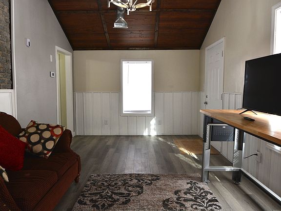 Living Room 2_01042023