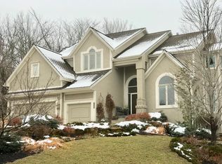 26310 W Cedar Niles Cir, Olathe, KS 66061